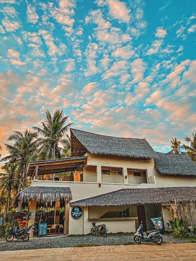 Haole Surf Hostel General Luna  Extérieur photo